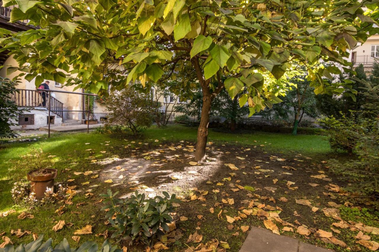Cracow Best Location Apartment With Garden By Cozyplace Krakow Dış mekan fotoğraf